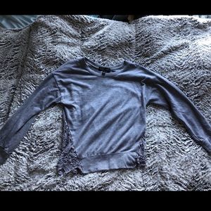 Women’s long sleeve shirt